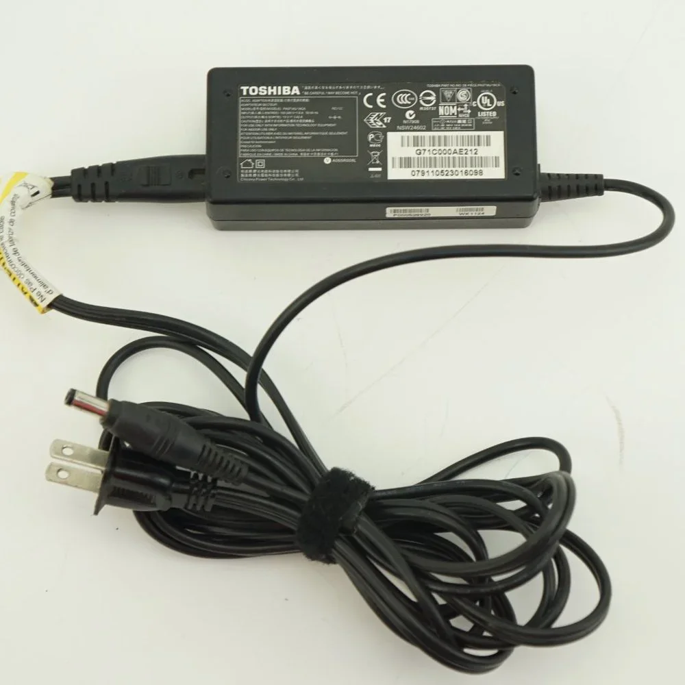 Toshiba AC/DC Adapter Model: PA3714U-1ACA Black Charger